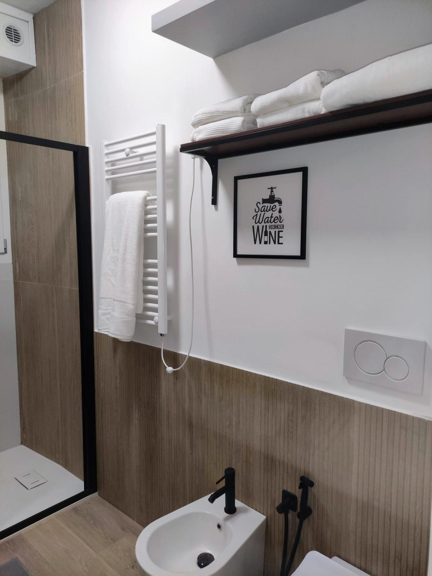 Metro Mirti Rome Suite Экстерьер фото